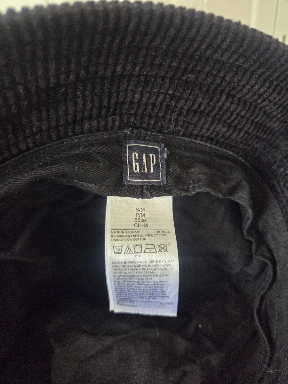 Gap Corduroy Black Bucket Hat Small